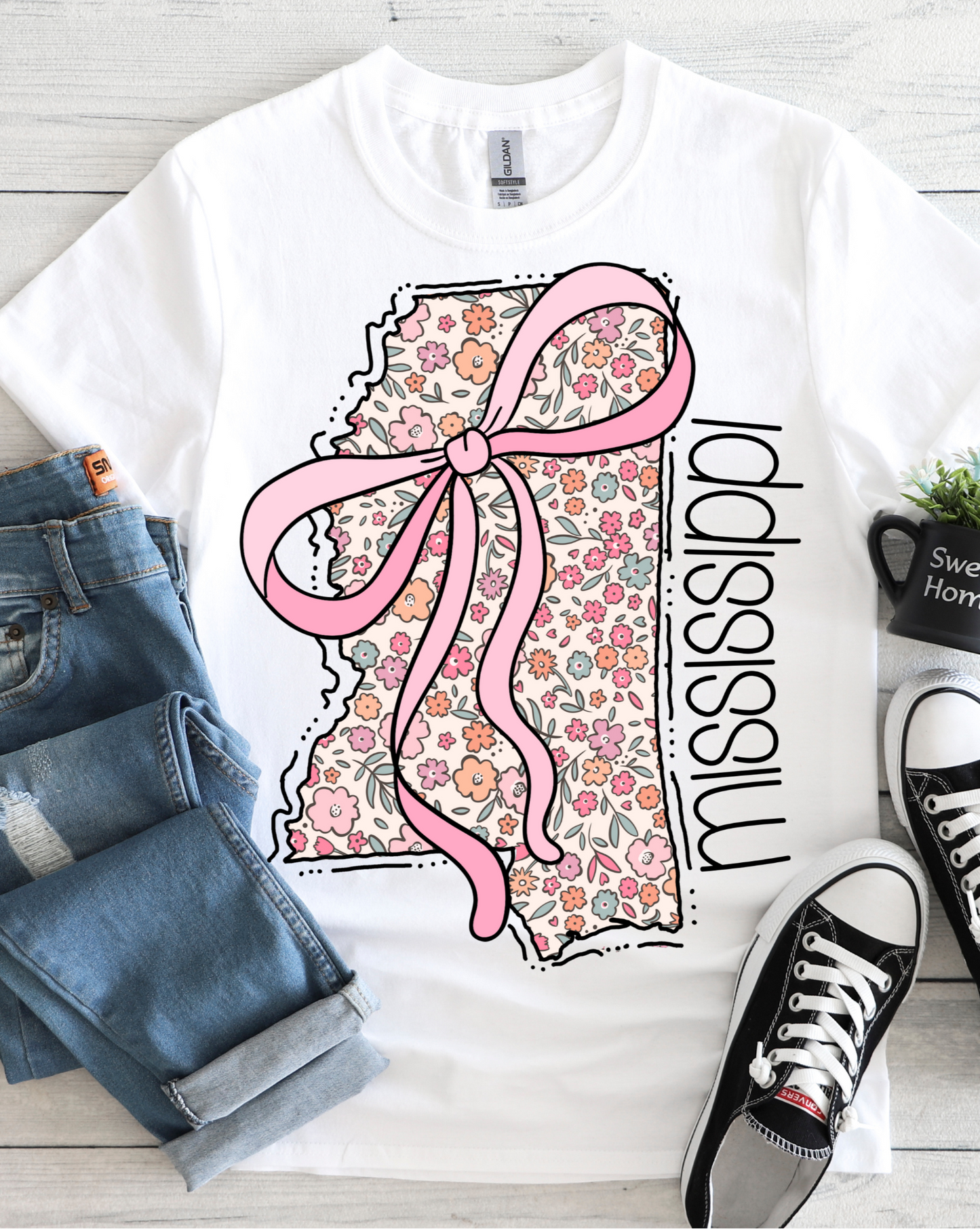 MAGNOLIA STATE COLLECTION - MS STATE OUTLINE - PINK RIBBON TEE